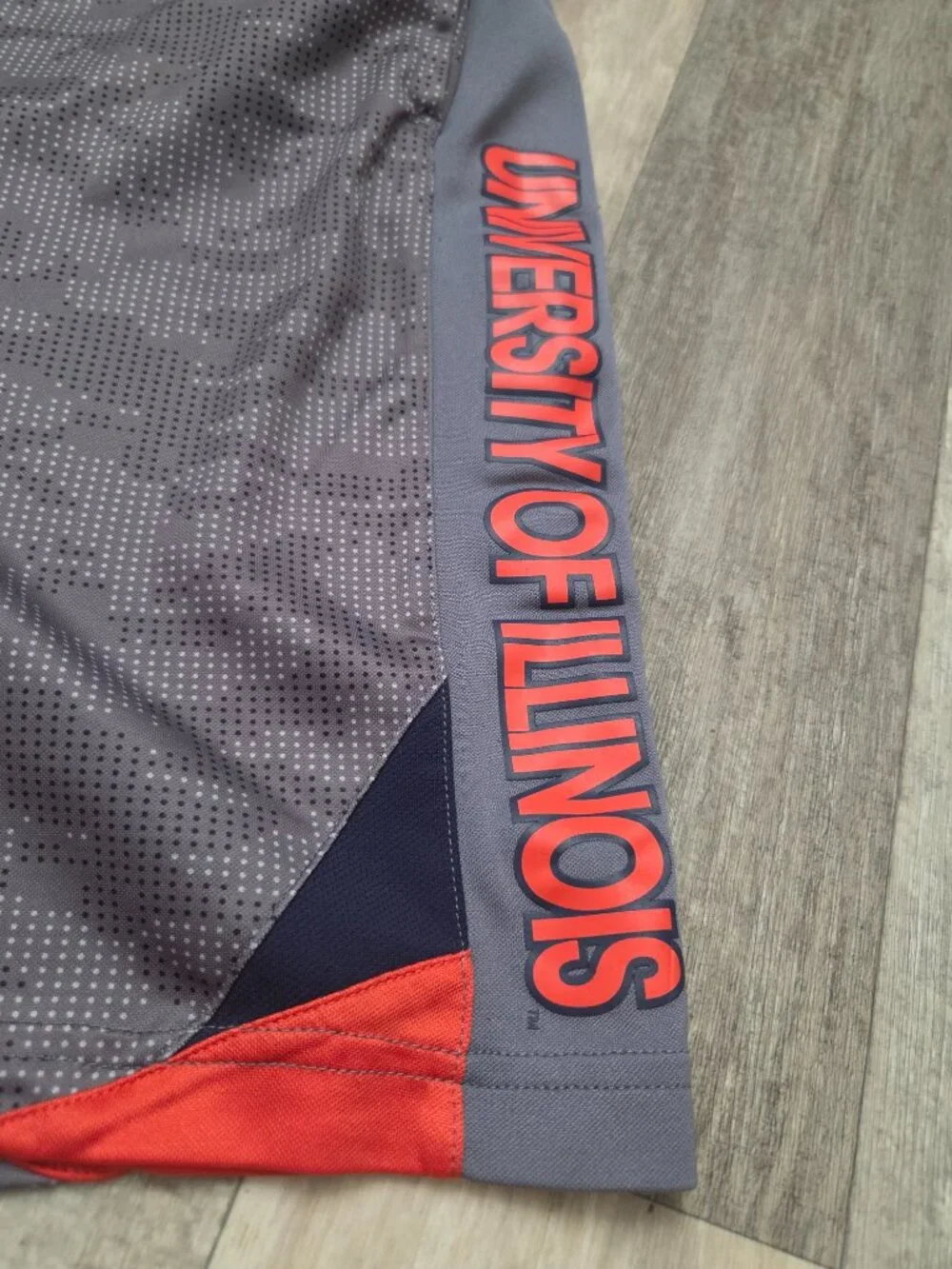 NCAA Gray Baketball Shorts Illinois Fighting Illini Mens XL ProEdge Knights